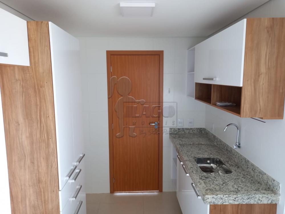 Alugar Apartamento / Padr&atilde;o em Ribeir&atilde;o Preto R$ 1.800,00 - Foto 4