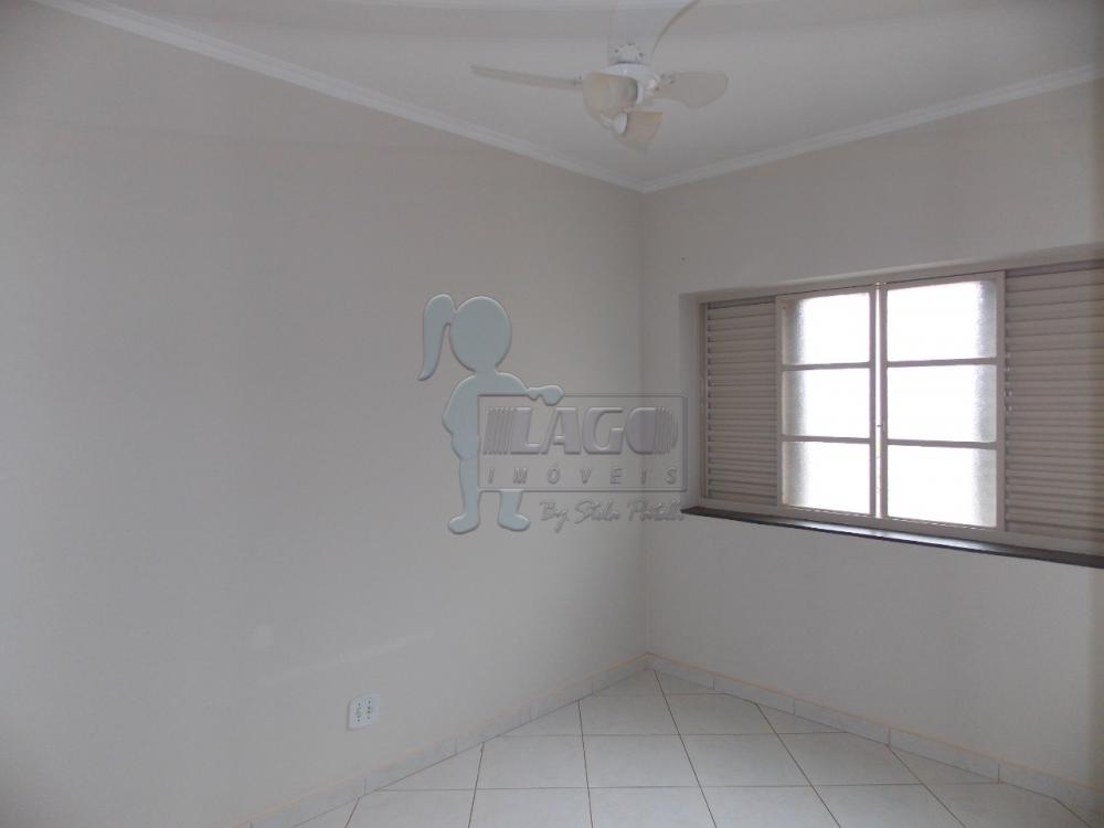 Alugar Apartamento / Padr&atilde;o em Ribeir&atilde;o Preto R$ 1.200,00 - Foto 2