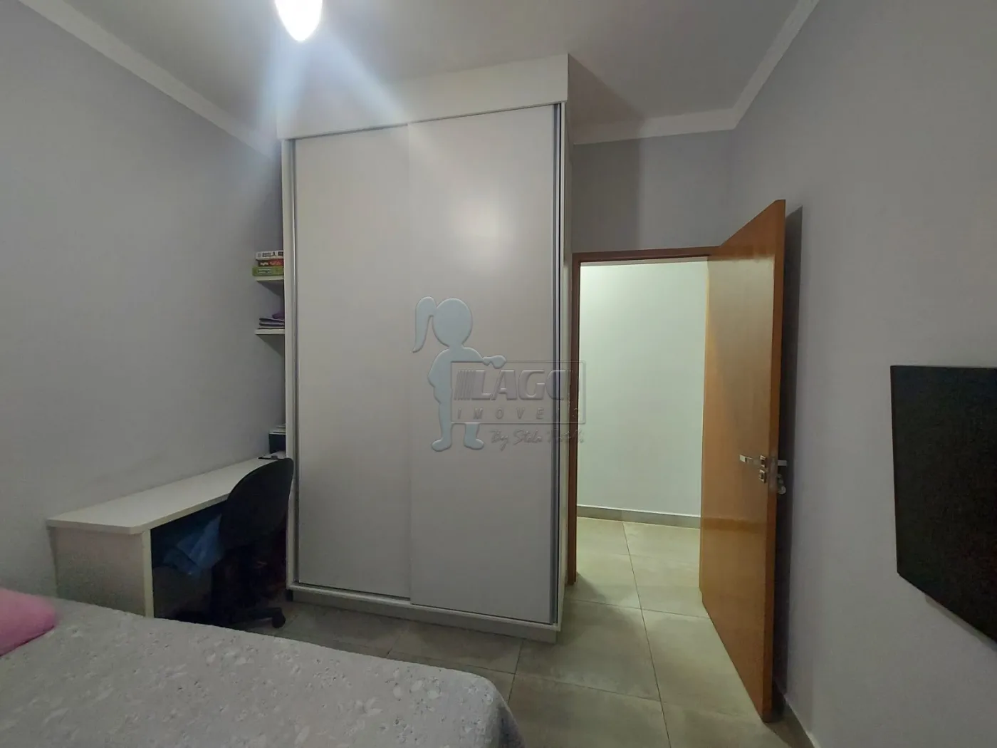 Comprar Casa / Padr&atilde;o em Ribeir&atilde;o Preto R$ 450.000,00 - Foto 8