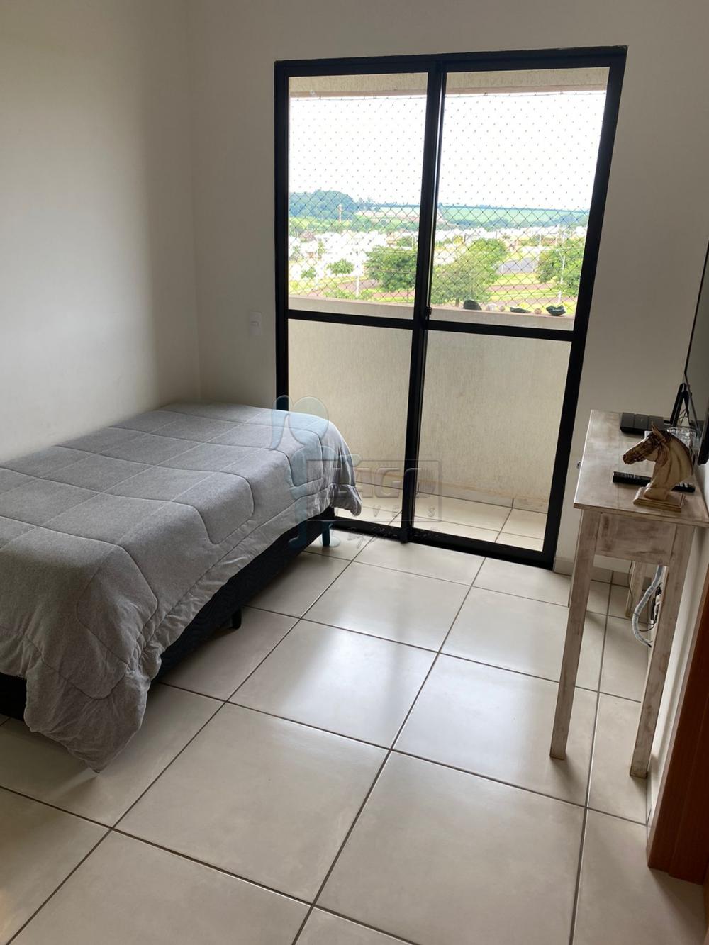 Comprar Apartamento / Padr&atilde;o em Ribeir&atilde;o Preto R$ 265.000,00 - Foto 1