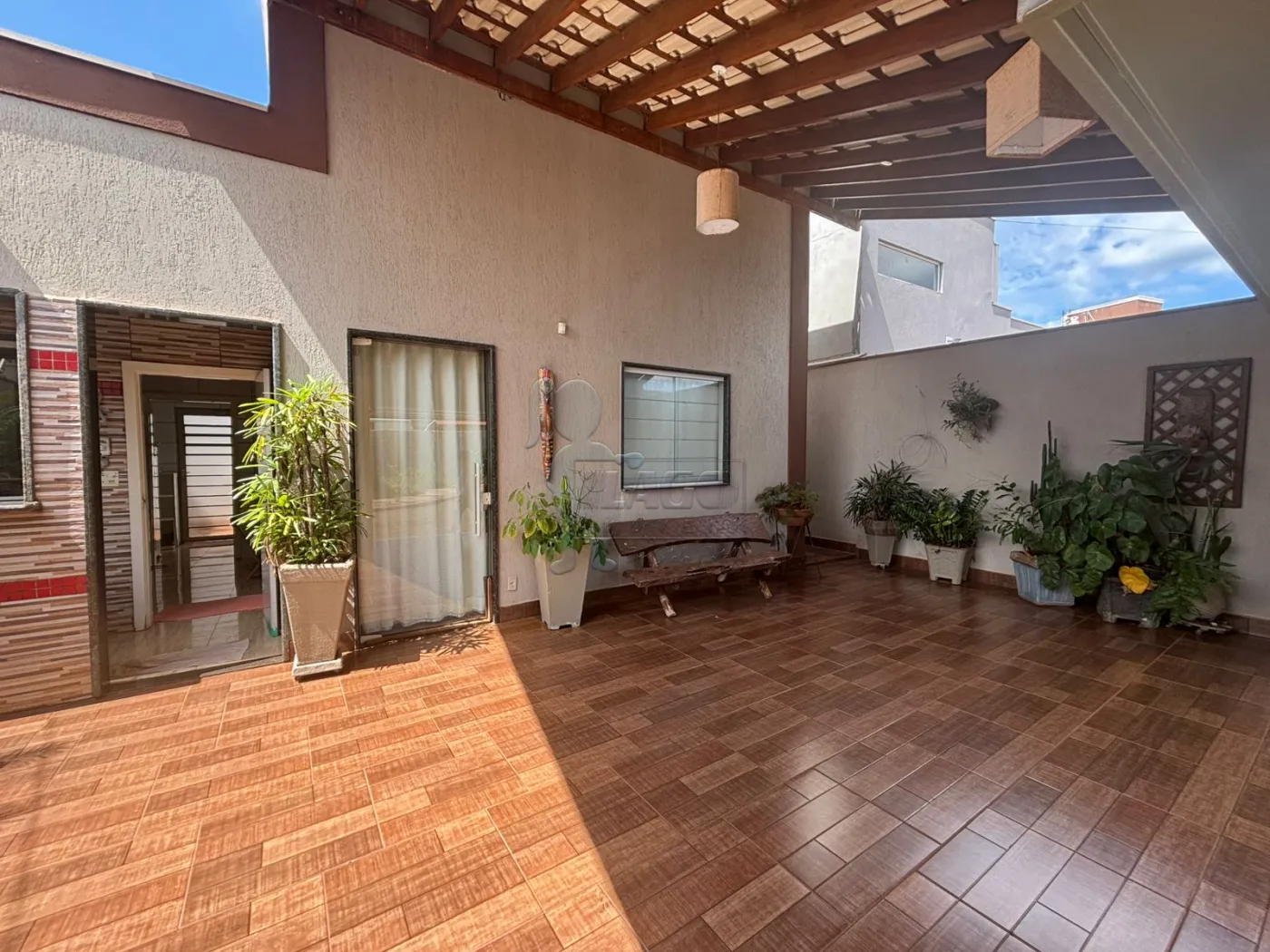 Comprar Casa / Padr&atilde;o em Ribeir&atilde;o Preto R$ 620.000,00 - Foto 3