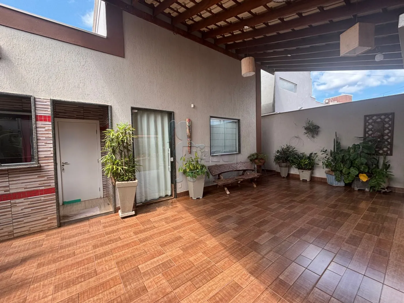 Comprar Casa / Padr&atilde;o em Ribeir&atilde;o Preto R$ 620.000,00 - Foto 1