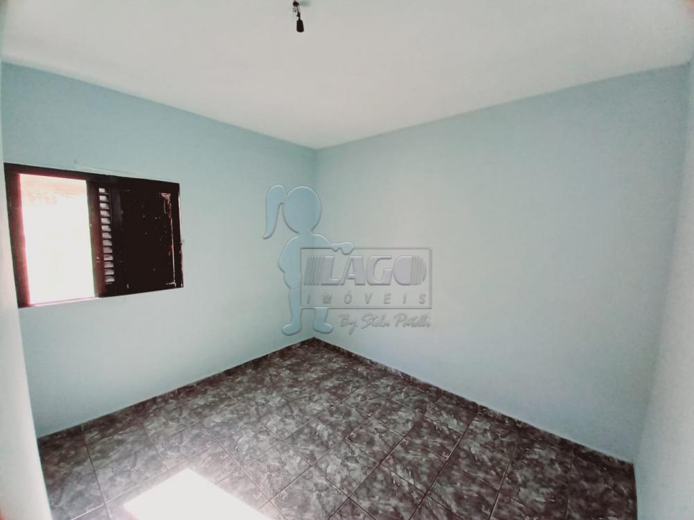 Alugar Casa / Padr&atilde;o em Ribeir&atilde;o Preto R$ 900,00 - Foto 5