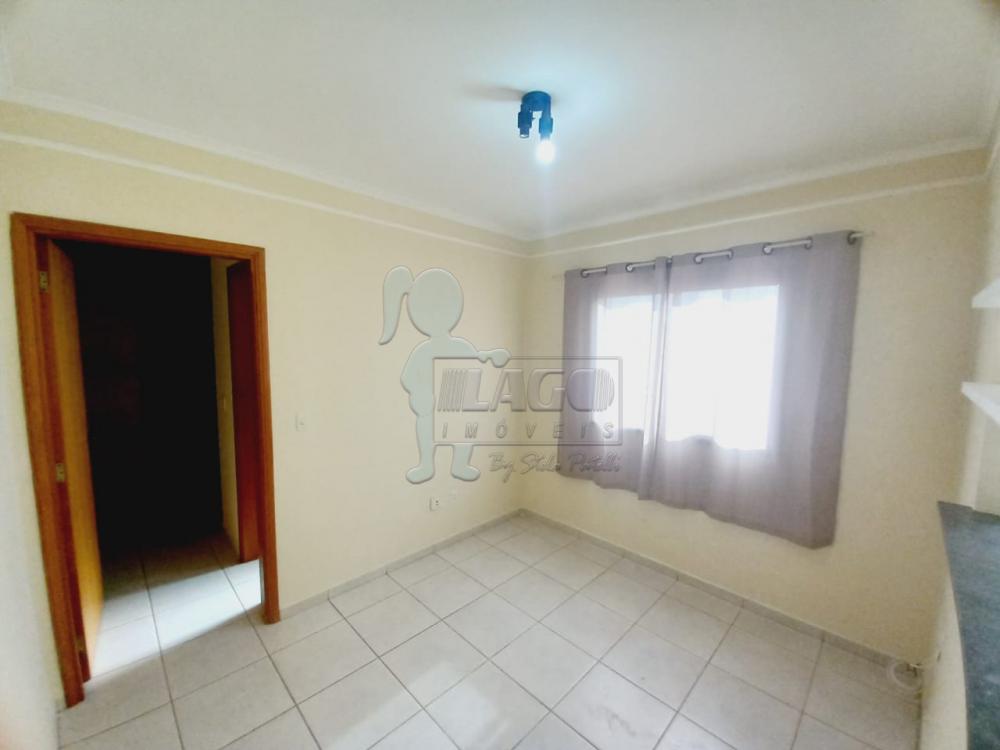 Alugar Apartamento / Padr&atilde;o em Ribeir&atilde;o Preto R$ 750,00 - Foto 1