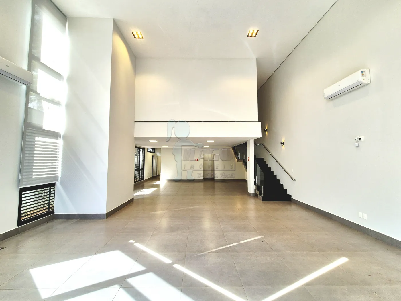 Alugar Comercial padr&atilde;o / Loja em Ribeir&atilde;o Preto R$ 16.000,00 - Foto 2