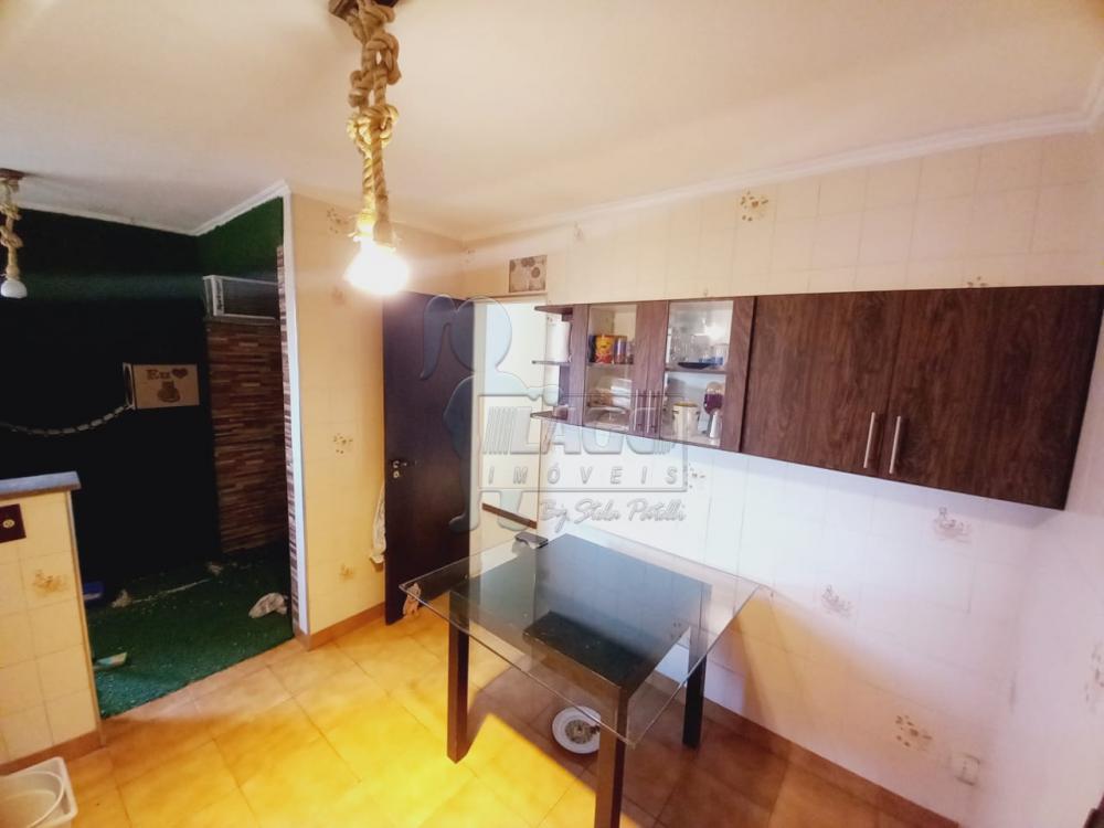 Alugar Apartamento / Padr&atilde;o em Ribeir&atilde;o Preto R$ 900,00 - Foto 5