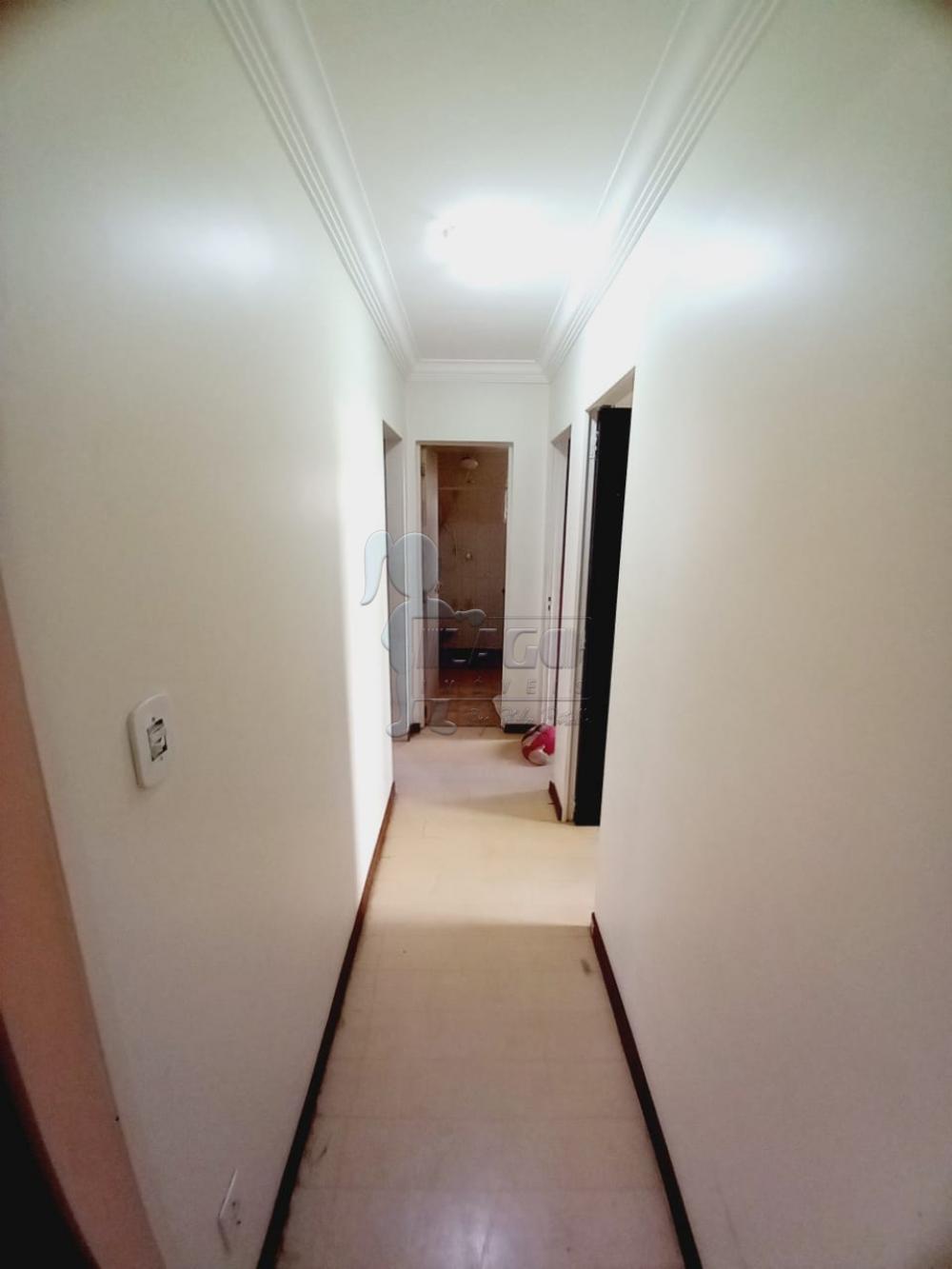 Alugar Apartamento / Padr&atilde;o em Ribeir&atilde;o Preto R$ 900,00 - Foto 11