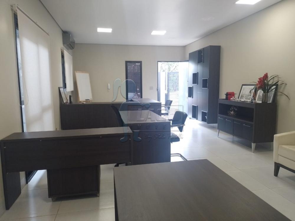 Comprar Casa / Padr&atilde;o em Ribeir&atilde;o Preto R$ 850.000,00 - Foto 17