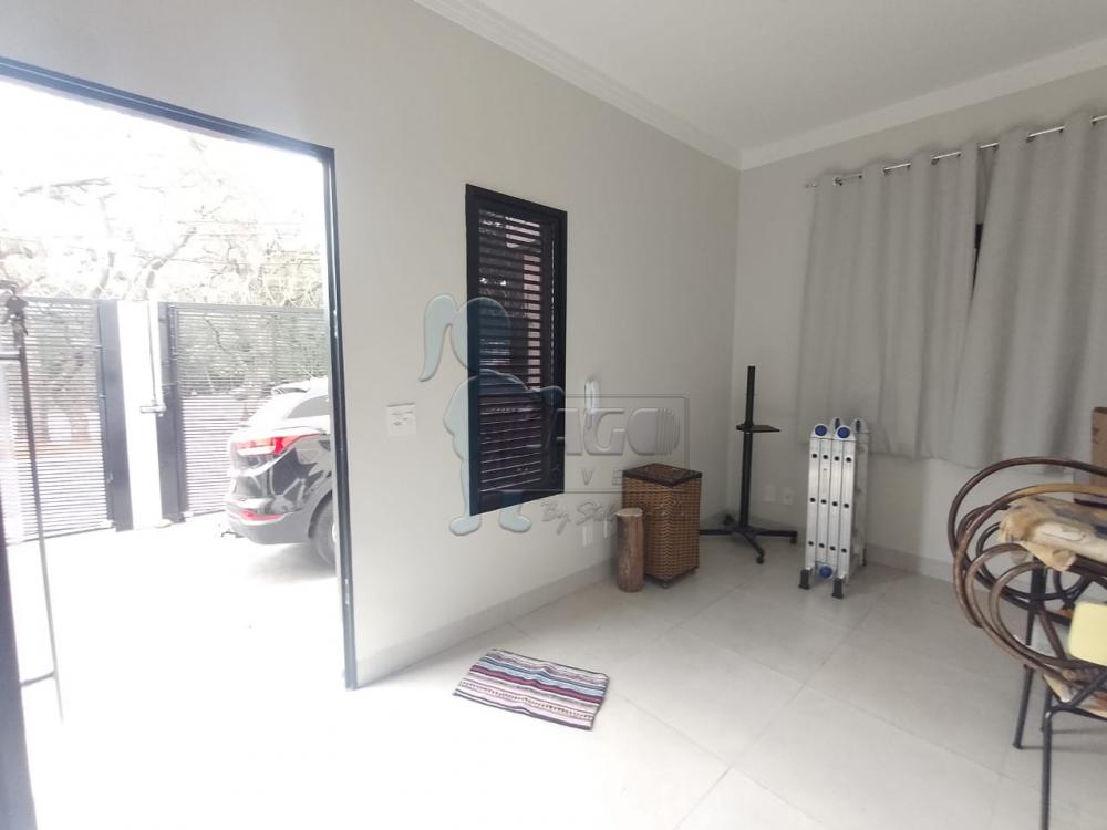 Comprar Casa / Padr&atilde;o em Ribeir&atilde;o Preto R$ 850.000,00 - Foto 32