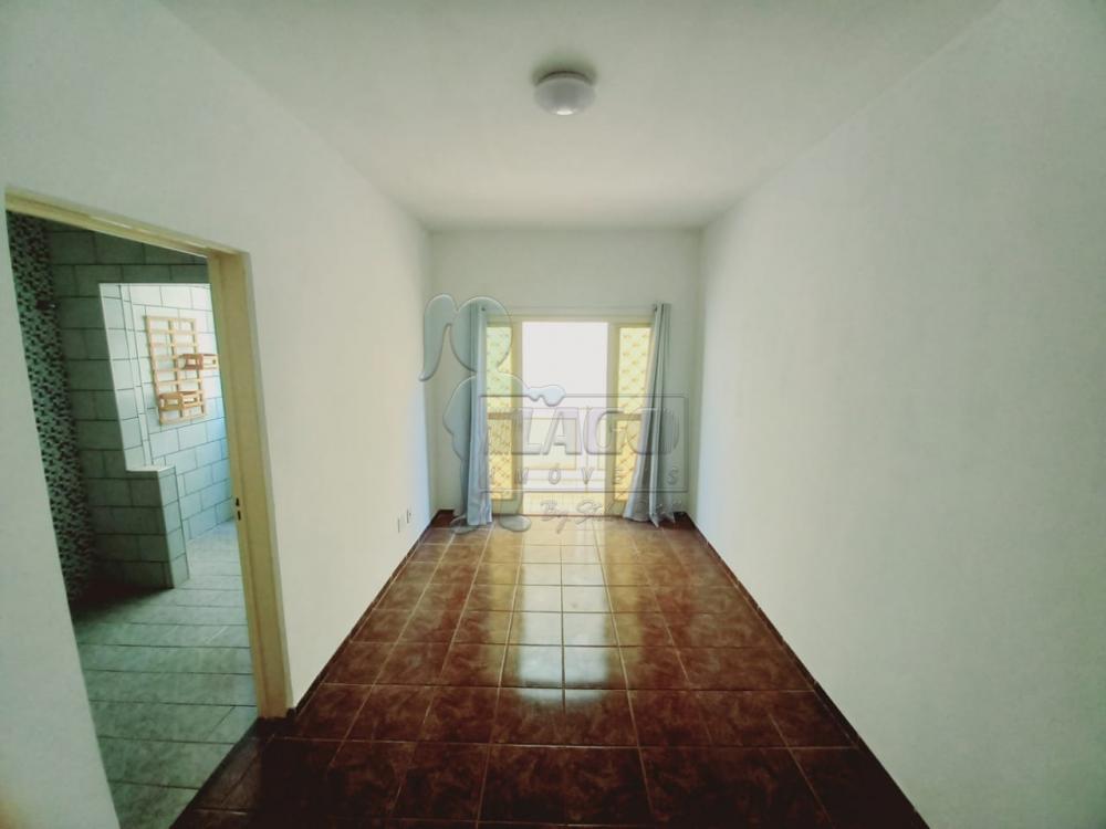 Alugar Apartamento / Padr&atilde;o em Ribeir&atilde;o Preto R$ 1.200,00 - Foto 1