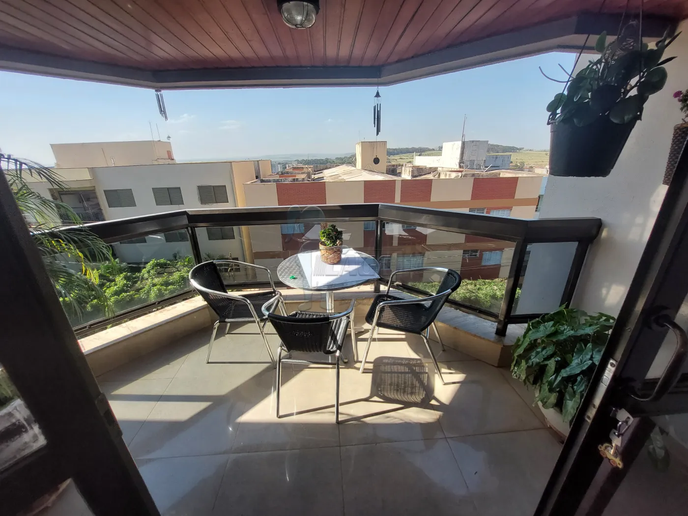 Comprar Apartamento / Padr&atilde;o em Ribeir&atilde;o Preto R$ 450.000,00 - Foto 6