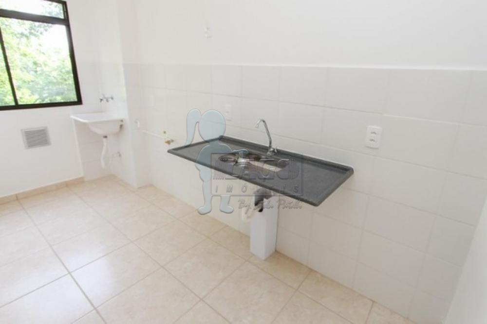 Alugar Apartamento / Padr&atilde;o em Ribeir&atilde;o Preto R$ 700,00 - Foto 4