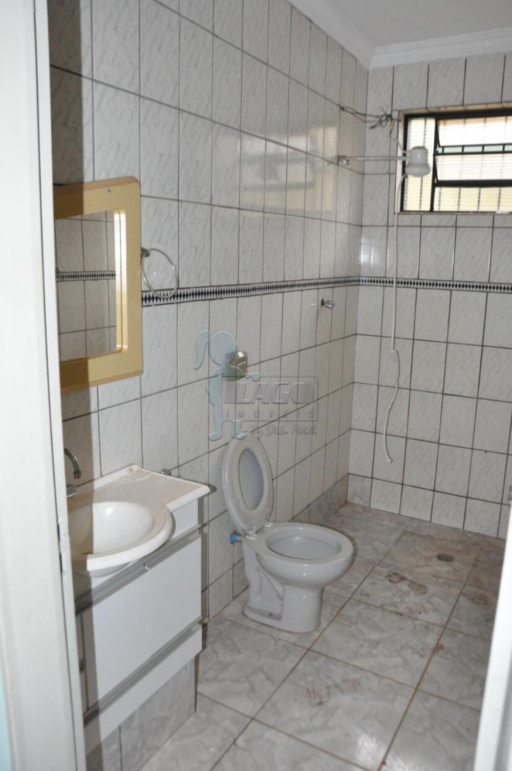 Alugar Casa / Padr&atilde;o em Ribeir&atilde;o Preto R$ 900,00 - Foto 8