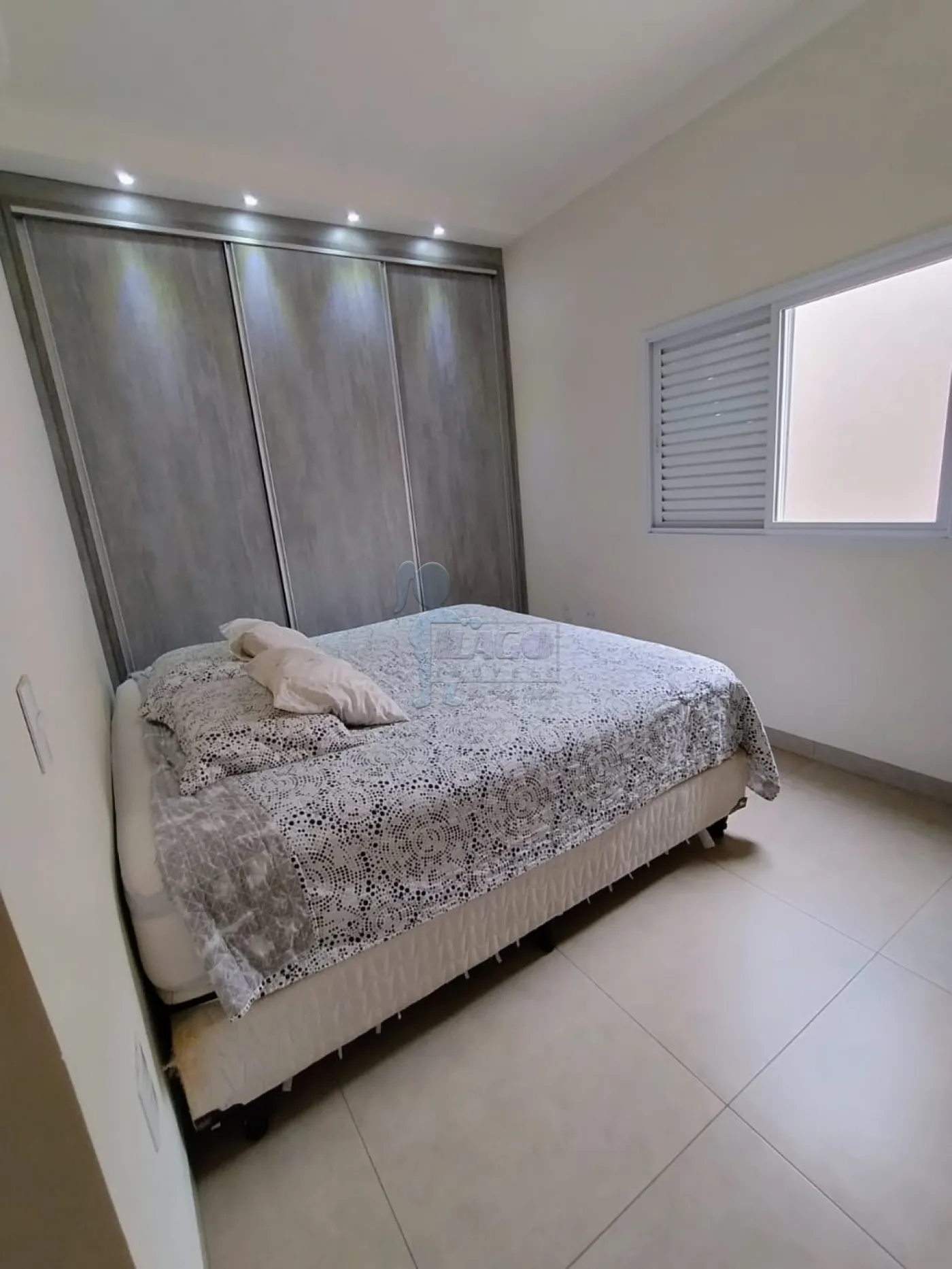 Comprar Casa / Padr&atilde;o em Bonfim Paulista R$ 690.000,00 - Foto 5