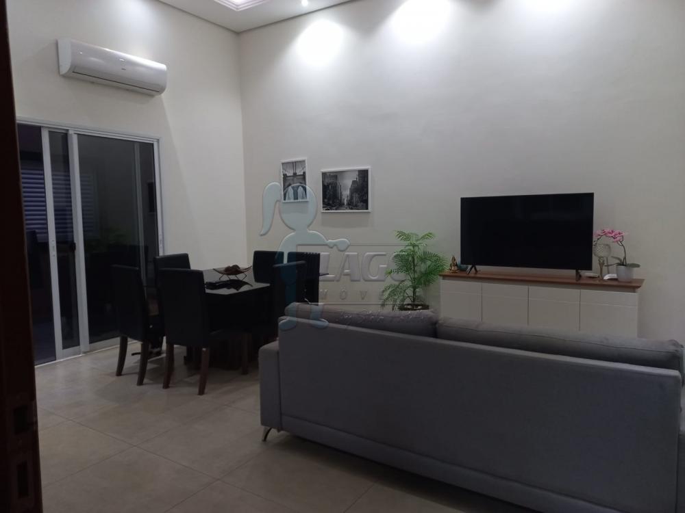 Comprar Casa / Padr&atilde;o em Ribeir&atilde;o Preto R$ 650.000,00 - Foto 2