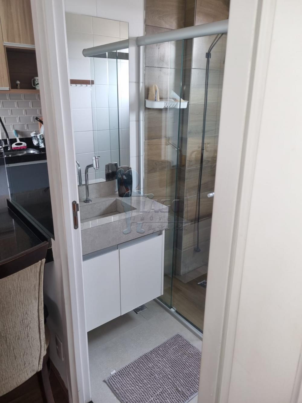 Alugar Apartamento / Padr&atilde;o em Ribeir&atilde;o Preto R$ 1.100,00 - Foto 11