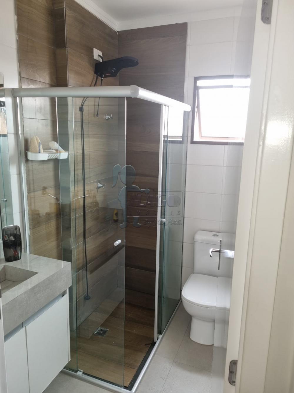 Alugar Apartamento / Padr&atilde;o em Ribeir&atilde;o Preto R$ 1.100,00 - Foto 12