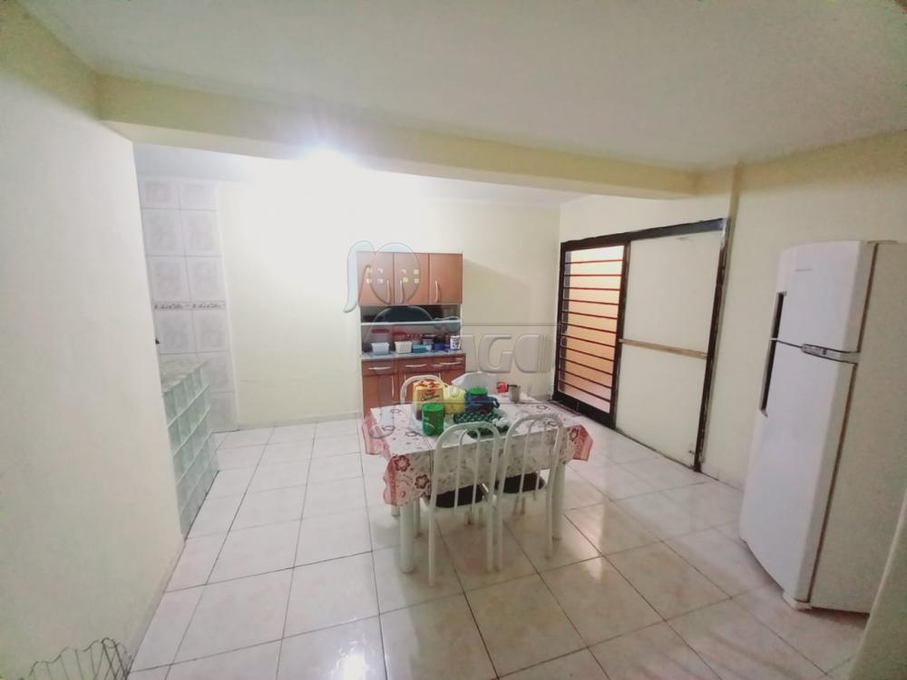 Alugar Casa / Padr&atilde;o em Ribeir&atilde;o Preto R$ 1.100,00 - Foto 11