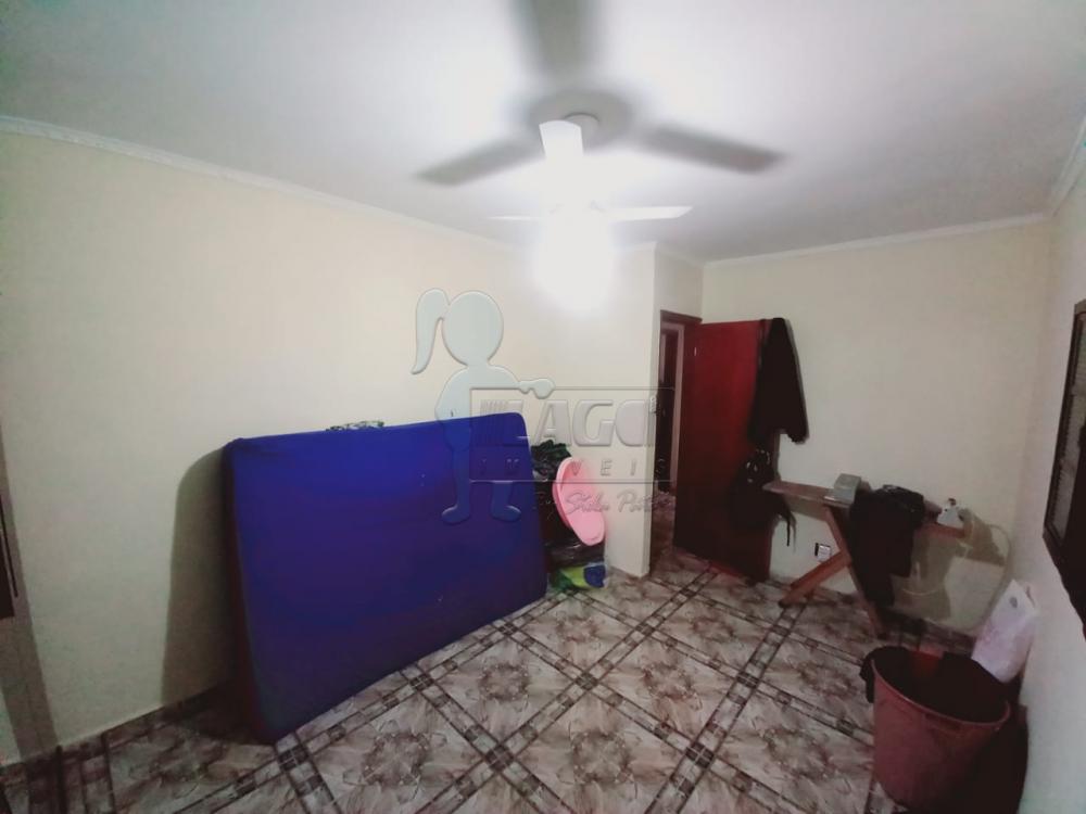 Alugar Casa / Padr&atilde;o em Ribeir&atilde;o Preto R$ 1.100,00 - Foto 3