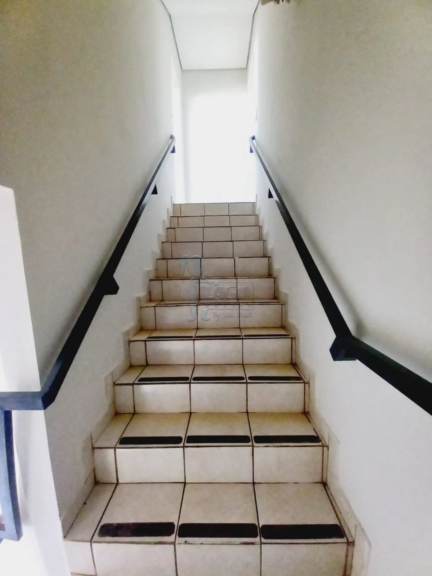 Alugar Comercial padr&atilde;o / Casa comercial em Ribeir&atilde;o Preto R$ 2.000,00 - Foto 2