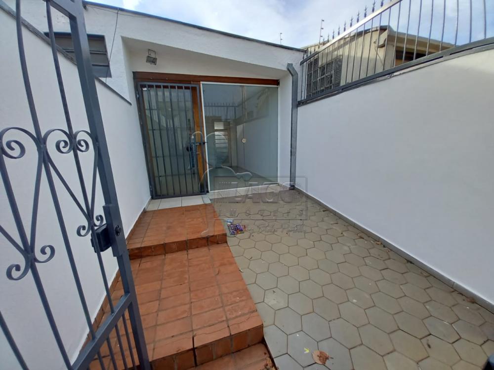 Alugar Casa / Padr&atilde;o em Ribeir&atilde;o Preto R$ 1.600,00 - Foto 15