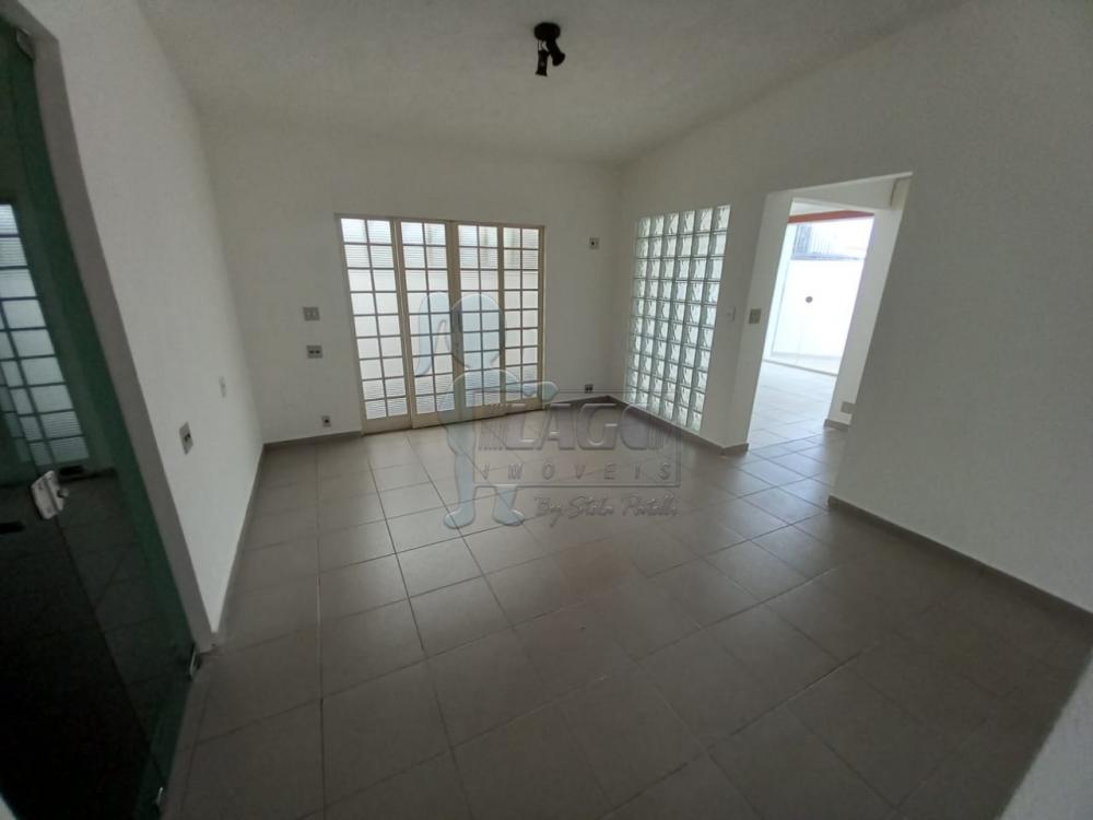 Alugar Casa / Padr&atilde;o em Ribeir&atilde;o Preto R$ 1.600,00 - Foto 1