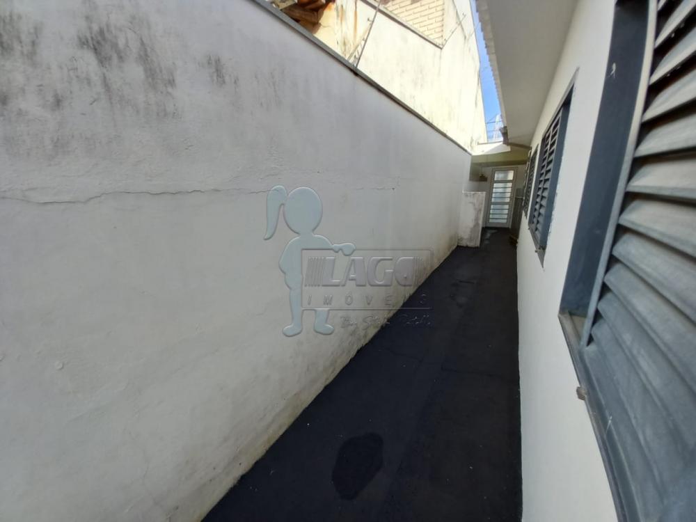 Alugar Casa / Padr&atilde;o em Ribeir&atilde;o Preto R$ 1.600,00 - Foto 17