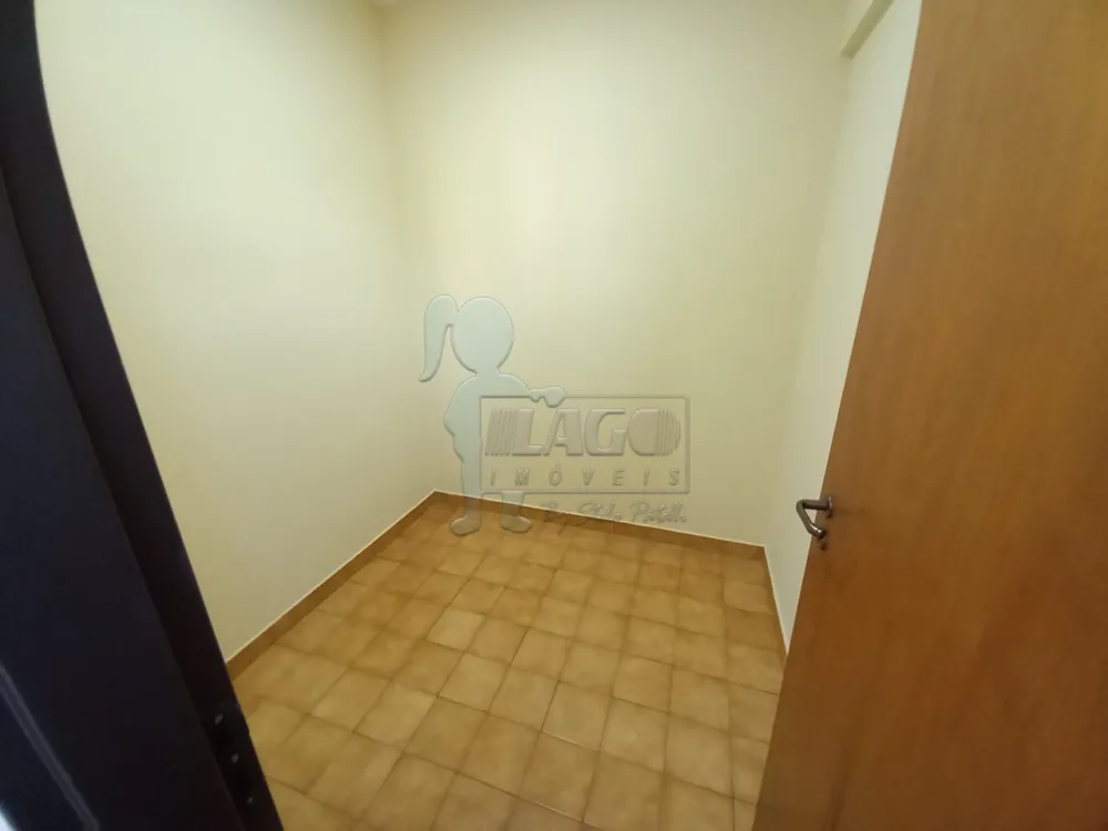 Alugar Apartamento / Padr&atilde;o em Ribeir&atilde;o Preto R$ 1.200,00 - Foto 4