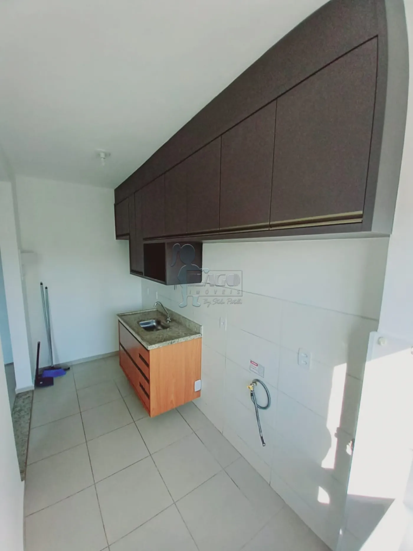Alugar Apartamento / Padr&atilde;o em Ribeir&atilde;o Preto R$ 1.700,00 - Foto 5