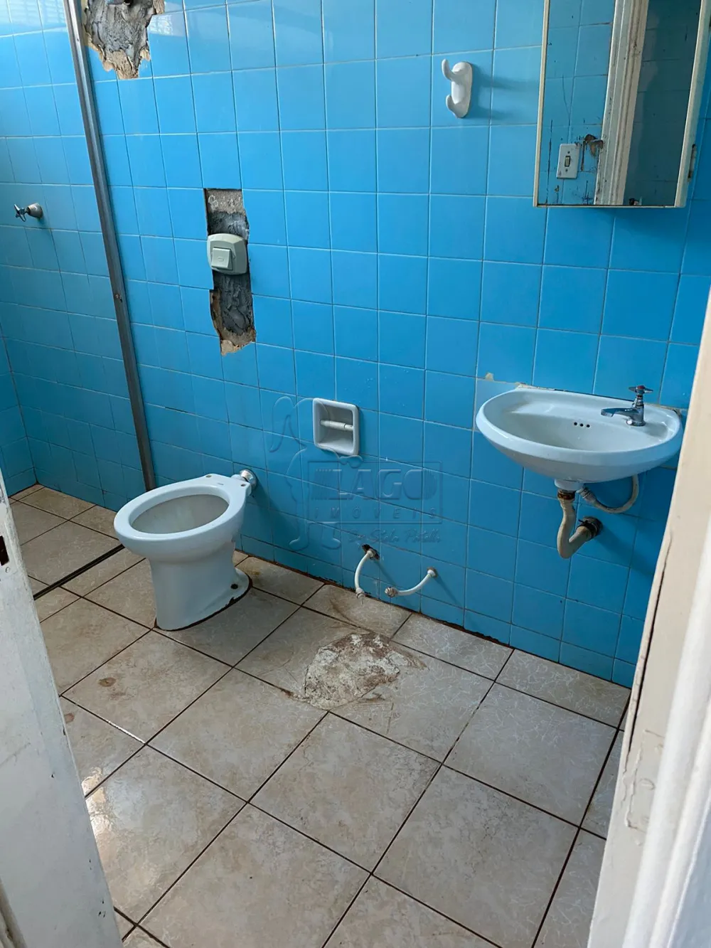 Alugar Apartamento / Padr&atilde;o em Ribeir&atilde;o Preto R$ 600,00 - Foto 5