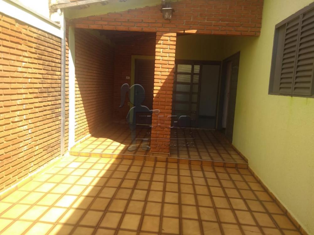 Alugar Casa / Padr&atilde;o em Ribeir&atilde;o Preto R$ 1.350,00 - Foto 1
