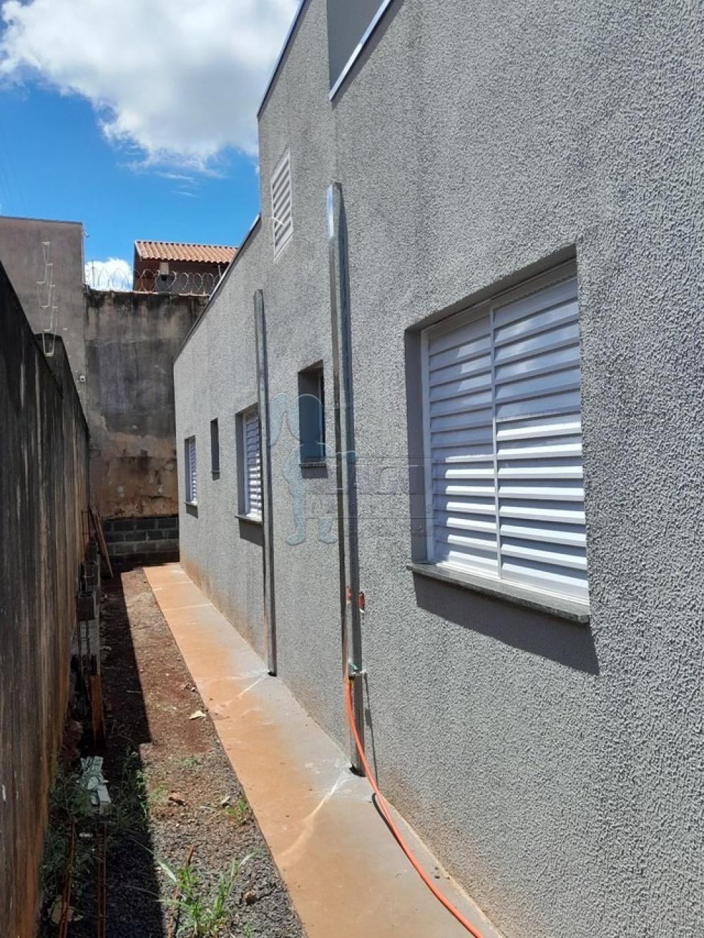 Alugar Casa / Padr&atilde;o em Bonfim Paulista R$ 1.200,00 - Foto 3