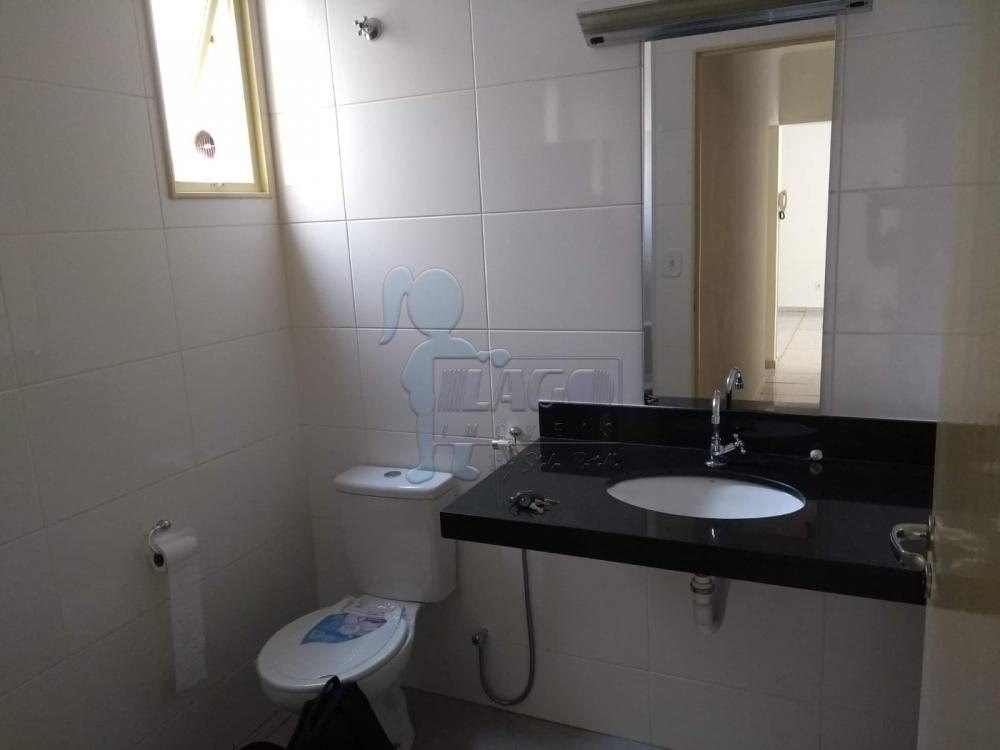 Alugar Apartamento / Padr&atilde;o em Ribeir&atilde;o Preto R$ 1.100,00 - Foto 5