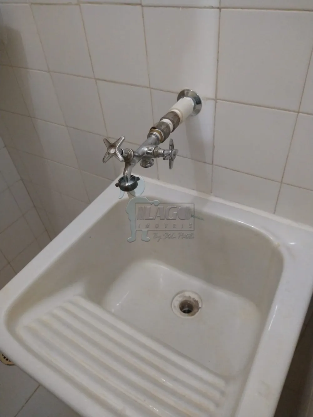 Alugar Apartamento / Padr&atilde;o em Ribeir&atilde;o Preto R$ 1.100,00 - Foto 11