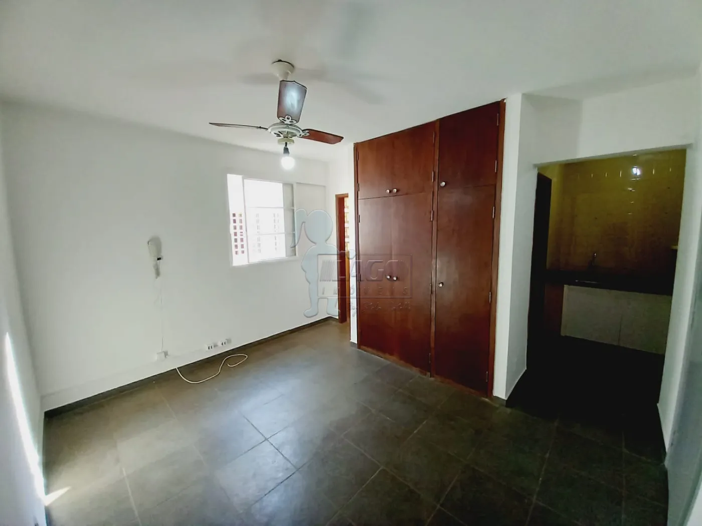 Alugar Apartamento / Kitnet em Ribeir&atilde;o Preto R$ 800,00 - Foto 3