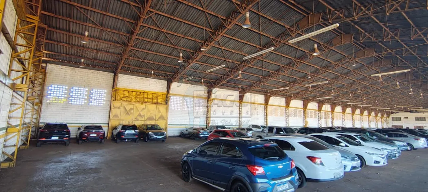 Comprar Comercial padr&atilde;o / Galp&atilde;o - Armaz&eacute;m em Ribeir&atilde;o Preto R$ 11.000.000,00 - Foto 2