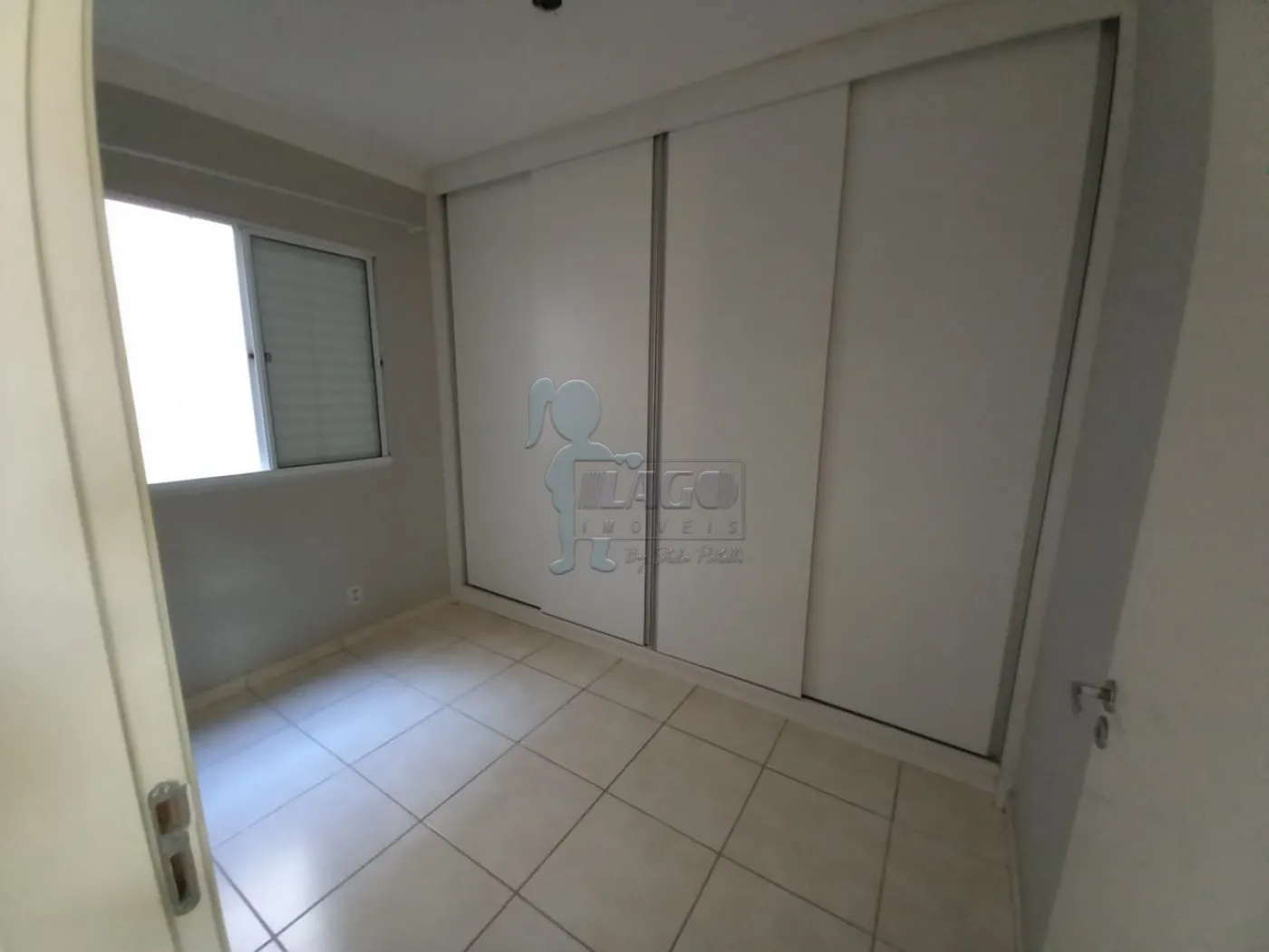 Alugar Apartamento / Padr&atilde;o em Ribeir&atilde;o Preto R$ 900,00 - Foto 3