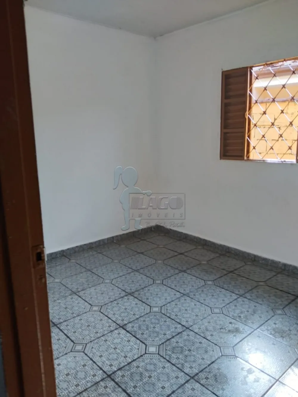 Alugar Casa / Padr&atilde;o em Ribeir&atilde;o Preto R$ 900,00 - Foto 5