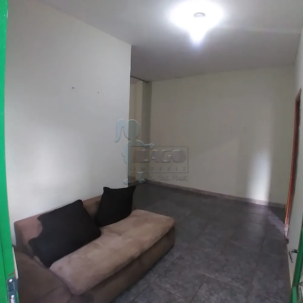 Alugar Casa / Padr&atilde;o em Ribeir&atilde;o Preto R$ 900,00 - Foto 3