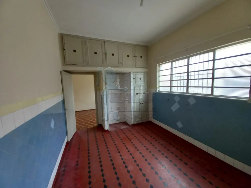 Alugar Casa / Padr&atilde;o em Ribeir&atilde;o Preto R$ 1.500,00 - Foto 3