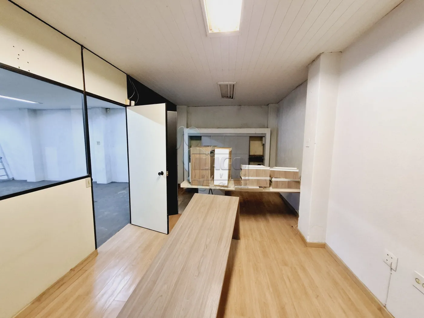 Alugar Comercial padr&atilde;o / Loja em Ribeir&atilde;o Preto R$ 3.000,00 - Foto 10