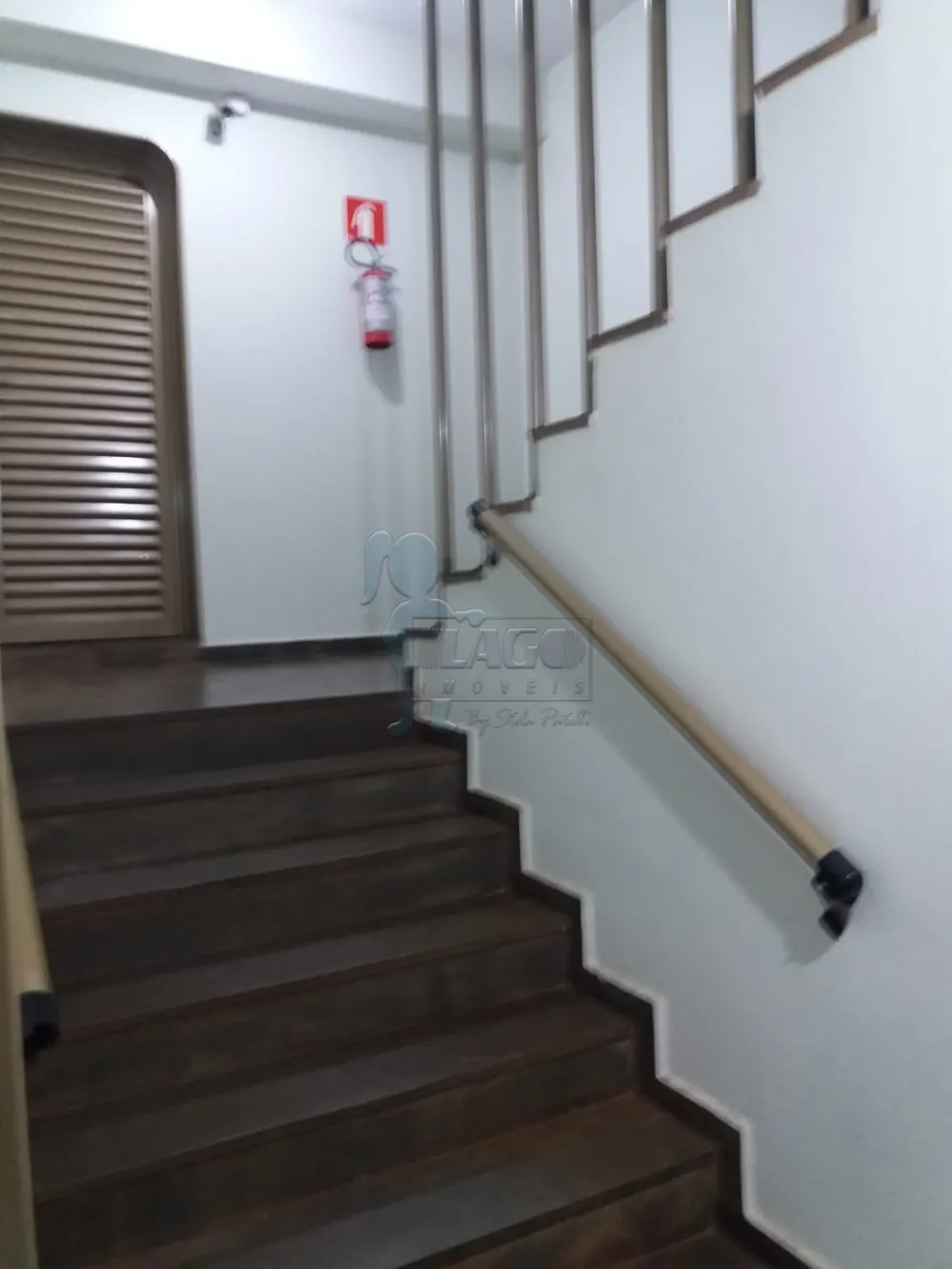 Comprar Apartamento / Padr&atilde;o em Ribeir&atilde;o Preto R$ 360.000,00 - Foto 1