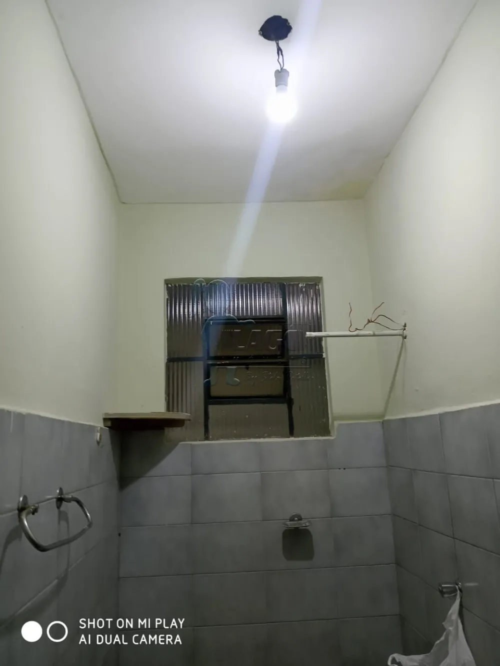 Alugar Casa / Padr&atilde;o em Ribeir&atilde;o Preto R$ 700,00 - Foto 5