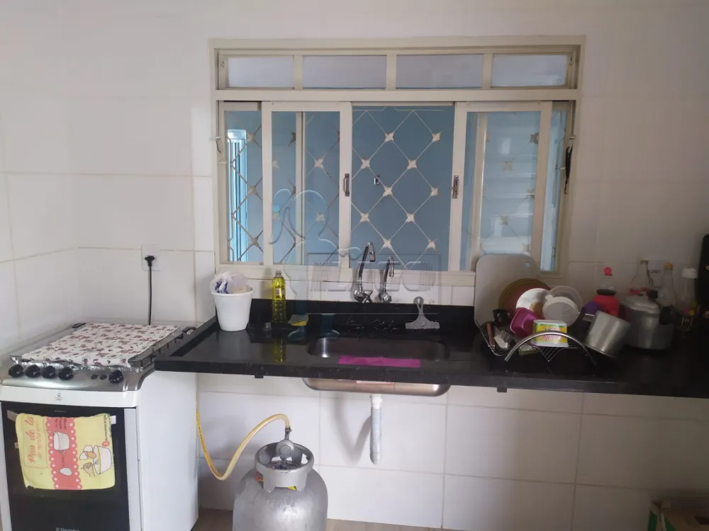 Alugar Casa / Padr&atilde;o em Bonfim Paulista R$ 1.800,00 - Foto 2