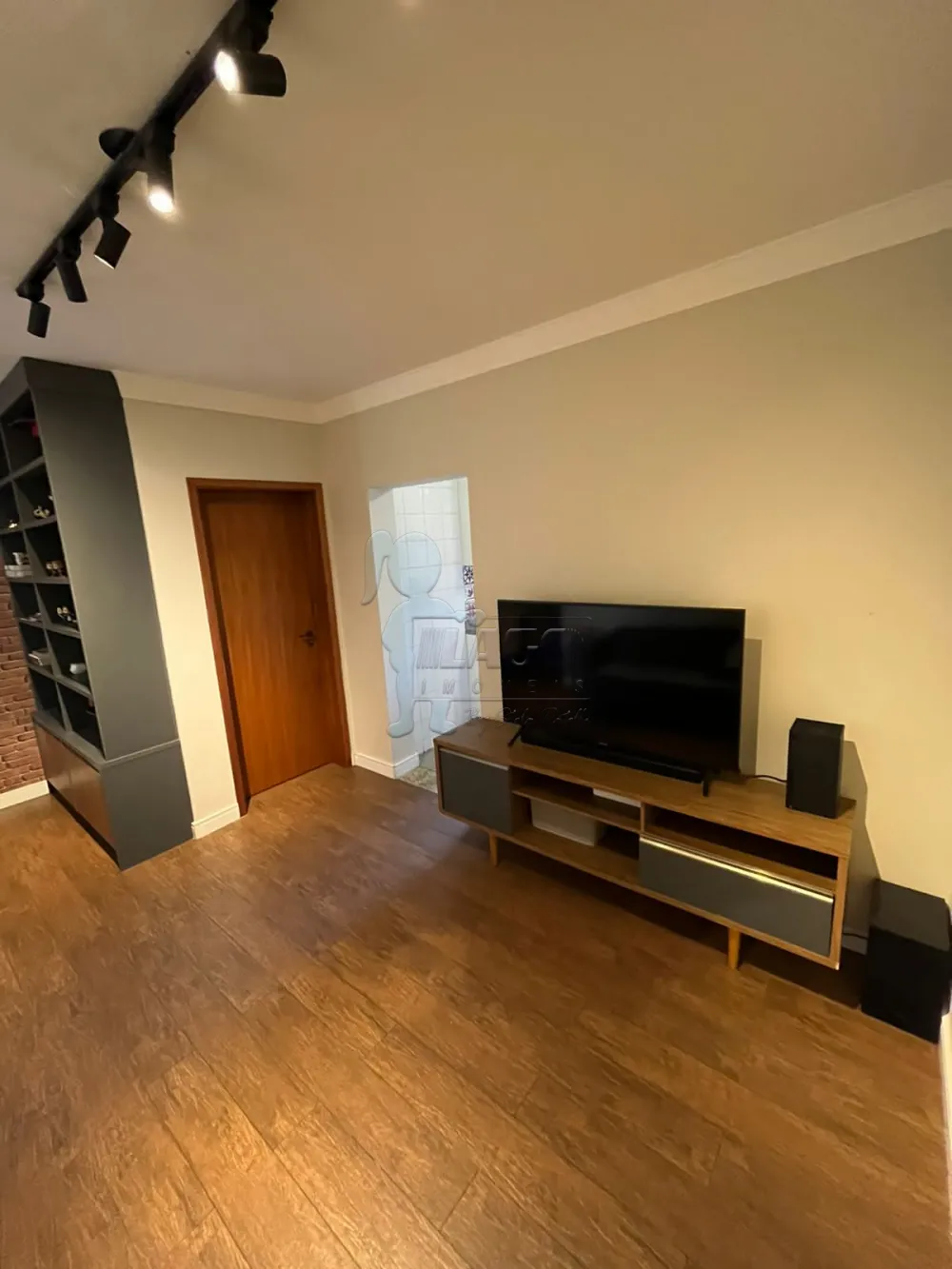 Alugar Apartamento / Padr&atilde;o em Ribeir&atilde;o Preto R$ 1.350,00 - Foto 4