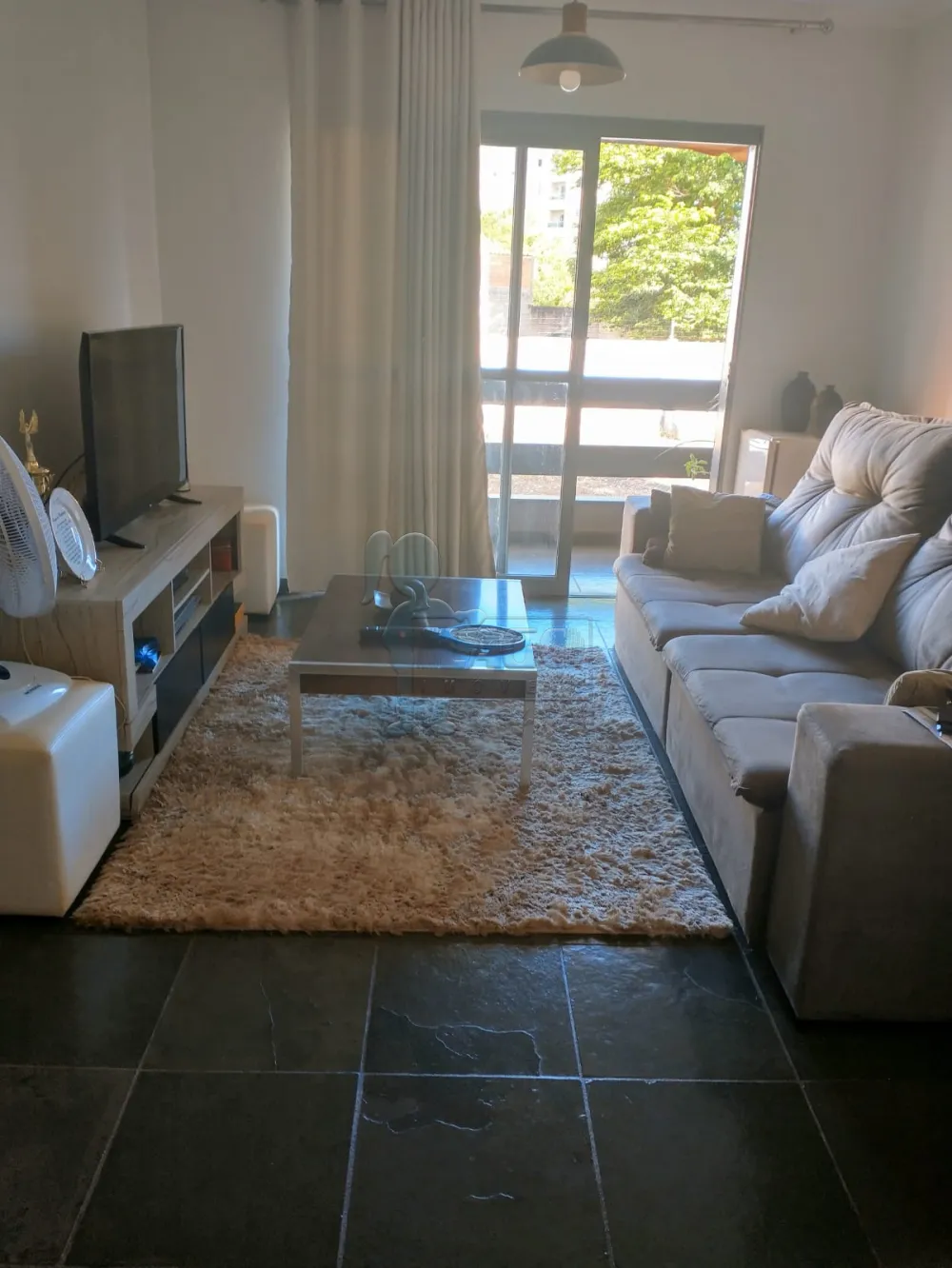 Comprar Apartamento / Padr&atilde;o em Ribeir&atilde;o Preto R$ 360.000,00 - Foto 1