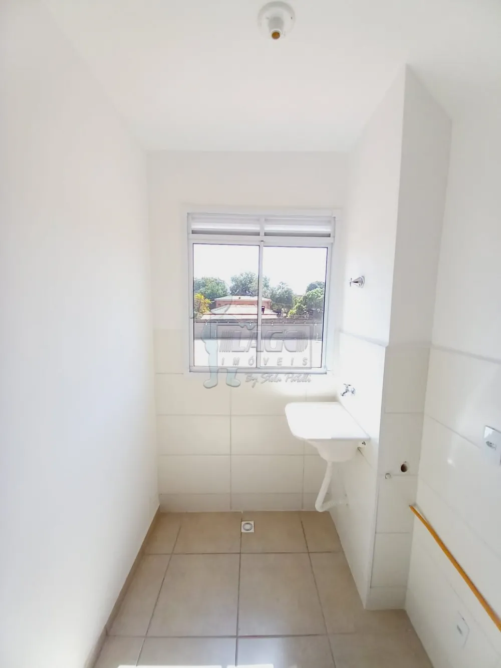 Alugar Apartamento / Padr&atilde;o em Ribeir&atilde;o Preto R$ 700,00 - Foto 5