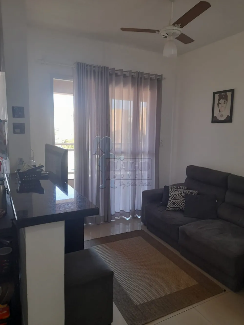 Comprar Apartamento / Padr&atilde;o em Ribeir&atilde;o Preto R$ 300.000,00 - Foto 1