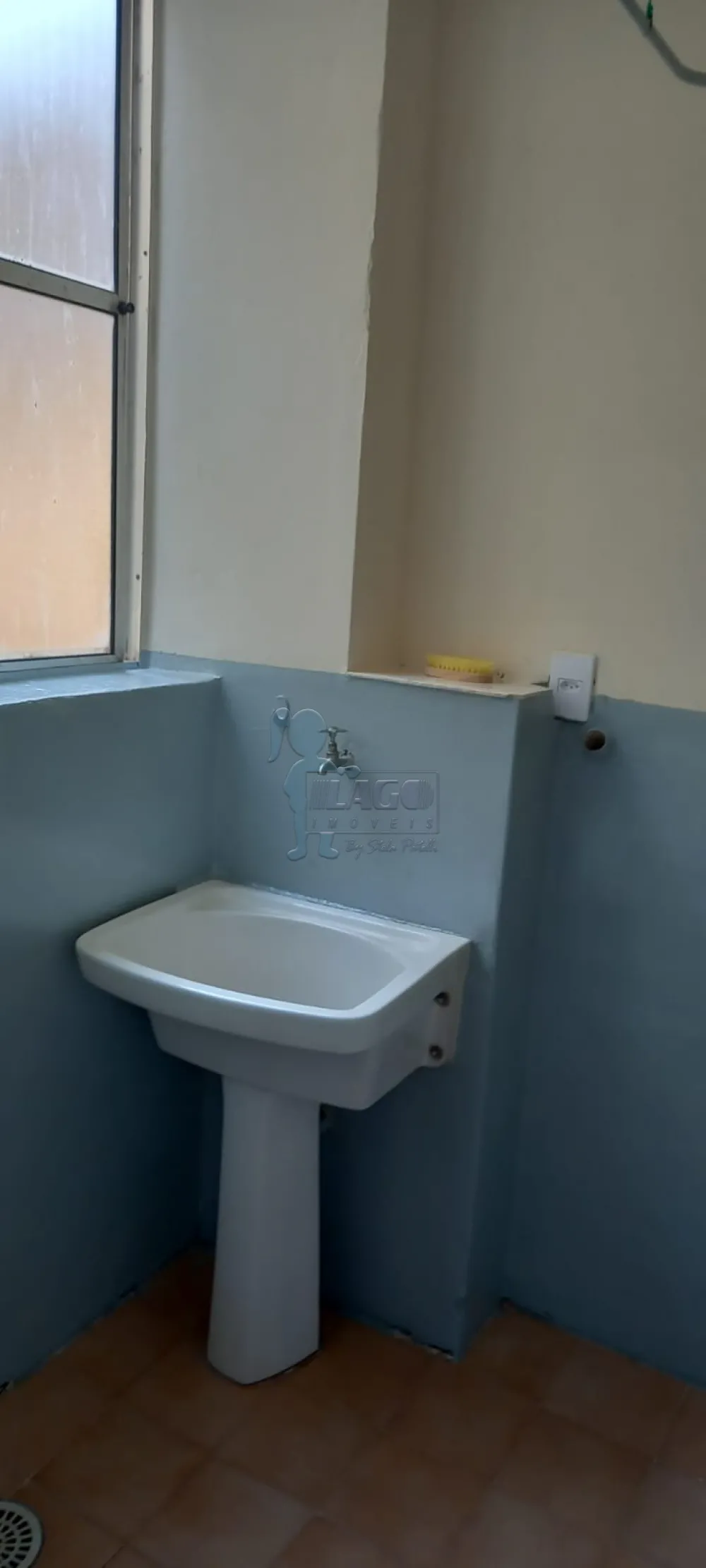 Alugar Apartamento / Padr&atilde;o em Ribeir&atilde;o Preto R$ 950,00 - Foto 4
