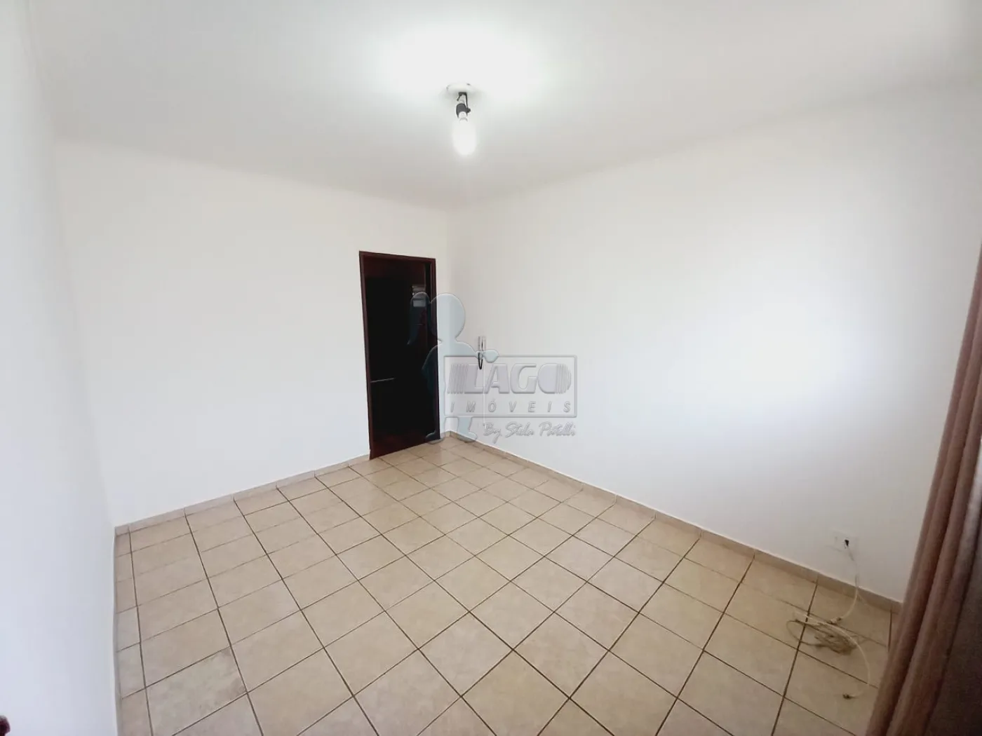 Alugar Apartamento / Padr&atilde;o em Ribeir&atilde;o Preto R$ 900,00 - Foto 2
